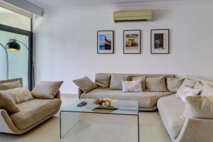 The Mediterranean Pearl - 6th Floor - By Haven and Keys Malta