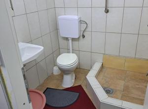 Rooms Đenadija
