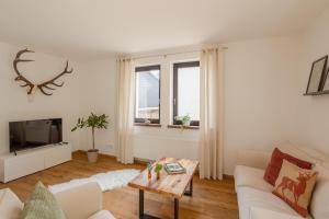 Hunters Lodge Escape - Rustic Style - Nature Views
