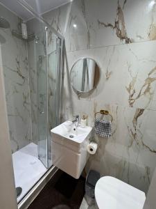 Vicvic Guest House