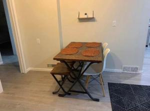 Cozy 2BR Basement Suite - FIFA Ready and Easy Access