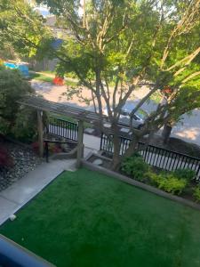 Cozy 2BR Basement Suite - FIFA Ready and Easy Access
