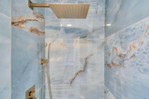 Luxury Breezy Beach Condo Jersey Shore Stay