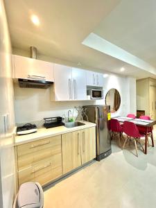 Spacious Studio Unit near SM Ecoland & DGT
