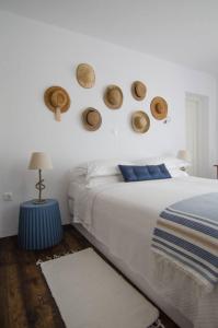 On The Rocks - The Main House - Serviced Villa