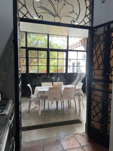 Departamento 2 dorm Zona Fórum Peatonal, a minutos del Estadio, Nodo Tecnológico 5 huéspedes