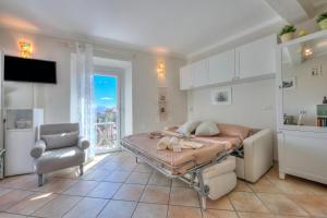 Nido Belvedere AC and Lake View - Happy Rentals
