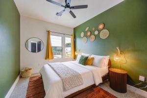 Brand New 4BR | NRG | Med Center | Outdoor Dining