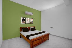 Hotel O 0771