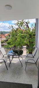 Anna apartman - balkon i besplatan parking