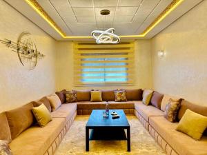 Magnifique appartement centre Tangier plage à 5 min