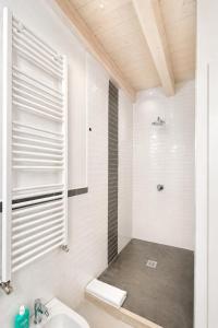 2 Levels Navigli family Loft - 110mq, 2BR, 2Bath, 6 guests