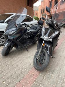LOCATIONS G bike