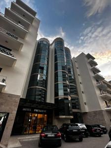Hotel President