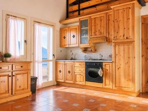 La Grande Casa Di Montagna