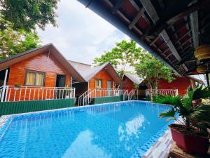 Retreat Bungalow