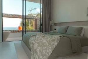 Clifftop Villa - Cactus & Stone