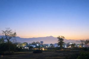 Sunrise Haven - Peaceful Retreat Near Rishikesh