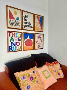 Bright & Cozy Studio w Rooftop Pool Near Clark