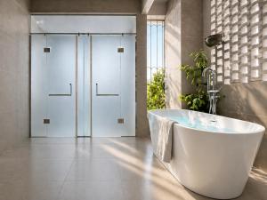 Luxury Nha Trang Private Pool Villa - Beach & Garden Retreat