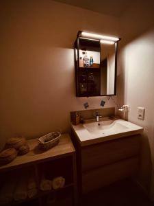 Cozy Apartment Direct Access to Paris, PS5, Fiber Optic