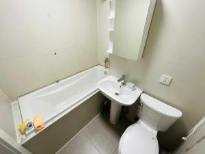 Modern 1BR Apartment