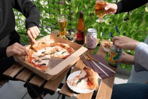 Comachi Cocon - Stay like a local in a lively shoppiin street of Kawasakii