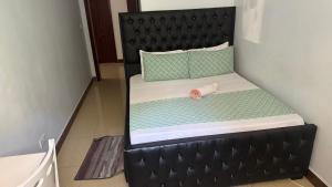 Masaki Anne house of Realty