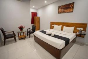 FabHotel Vaishnavi Classic