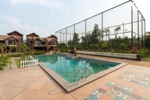 StayVista at Tamarind Trails with BBQ & Bonfire