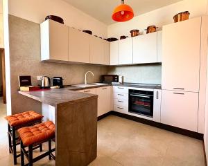 Villa NELLA VARENNA back to 70
