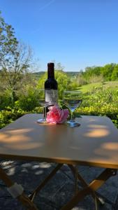Stunning historic farmhouse retreat, amazing views