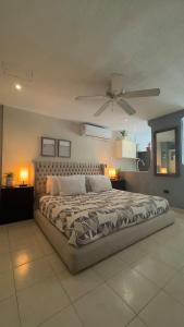 Apartment with King Bed & Pool Near Airport