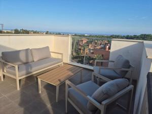 Superb apartment with sea view and solarium