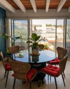 2 King Bed Suite Marina Stay - Airport & Beach Walk