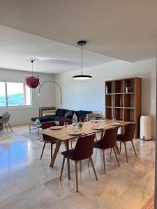Appartement vue mer panoramique Piscine 14m, 3 ch proche centre Propriano