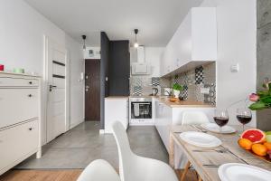 Lumina bright apartments in Warsaw