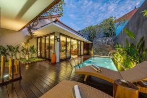 Cozy 2BR villa w- pool & garden views