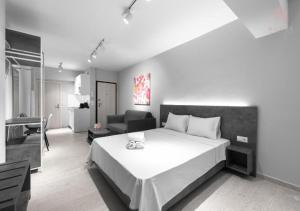 Modeva, Nilie Hospitality MGMT