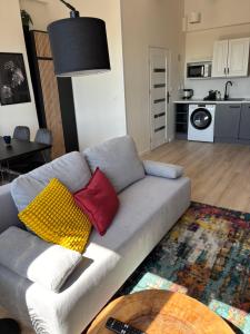55m2 Quiet Apartment with Rooftop View & Elevator