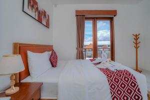 Okas Guesthouse 2 Canggu x Batu Bolong