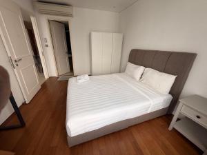 Vortex resident suites klcc 2 bed 3 bed family apartmani