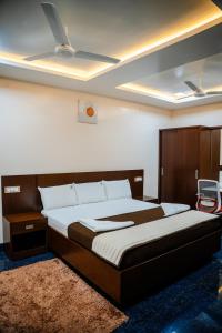 V V Residency