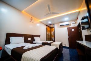V V Residency
