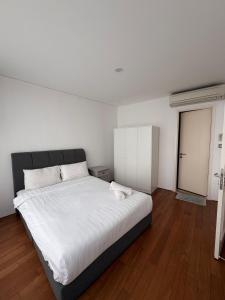 Vortex Suites klcc by your choice apartment vibes
