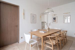 Superbe 2BR Montaigne Champs Elysees 2