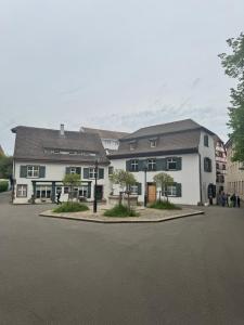 Studio 10 Rhine View - Quiet and Cozy - 10min walk to City Center, 15min to Main Station