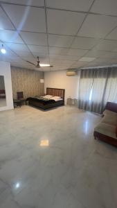 Royal Retreat Resort