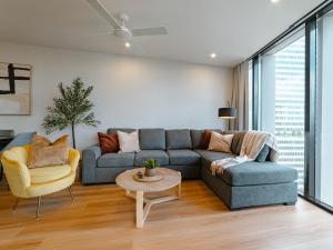 Lux 20th floor 2br 2bath, Infinity Pool, Gym, Wifi