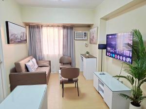 1-BR EMP Suite
